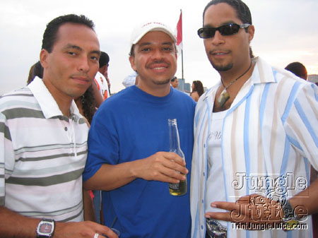 all_ah_we_boatride_2006-26