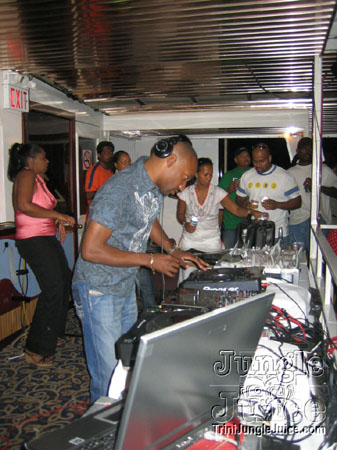 all_ah_we_boatride_2006-72