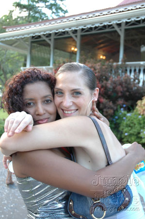 beach_house_carnival_2006-017