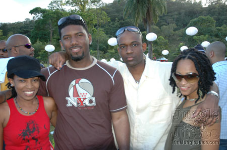 beach_house_carnival_2006-029