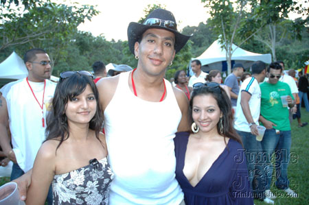 beach_house_carnival_2006-041