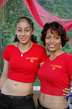 beach_house_carnival_2006-056