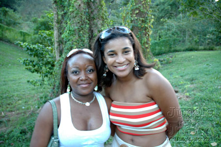 beach_house_carnival_2006-064