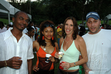 beach_house_carnival_2006-071