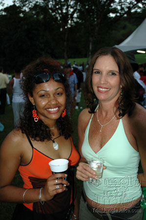 beach_house_carnival_2006-072