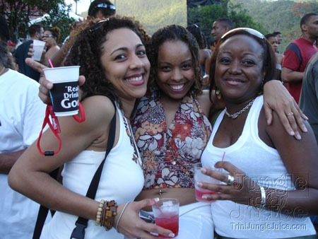 beach_house_carnival_2006-090