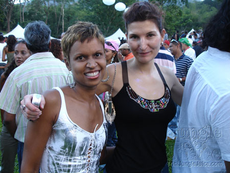 beach_house_carnival_2006-092