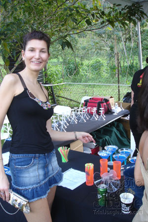 beach_house_carnival_2006-095