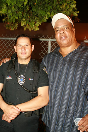 blackwhite_eclipse-02