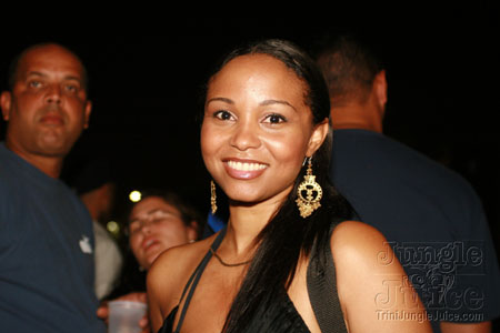 blackwhite_eclipse-03