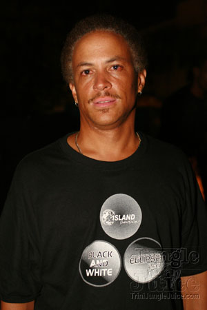 blackwhite_eclipse-21