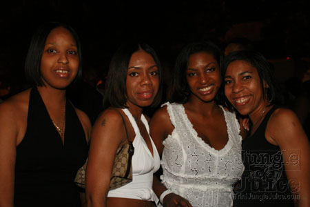 blackwhite_eclipse-23