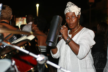 blackwhite_eclipse-28