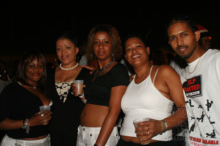 blackwhite_eclipse-29