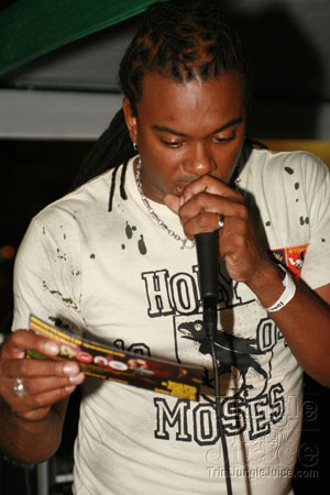 blackwhite_eclipse-37