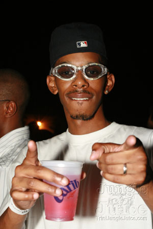 blackwhite_eclipse-39