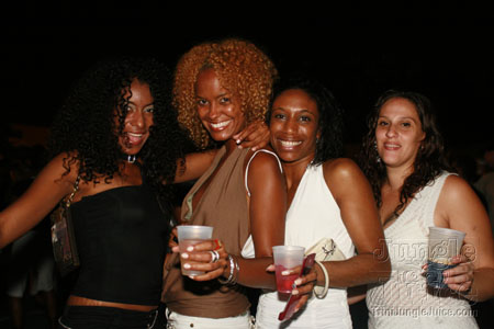 blackwhite_eclipse-69