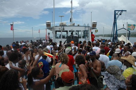 booze_cruise_2006-040