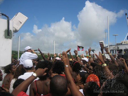 booze_cruise_2006-056