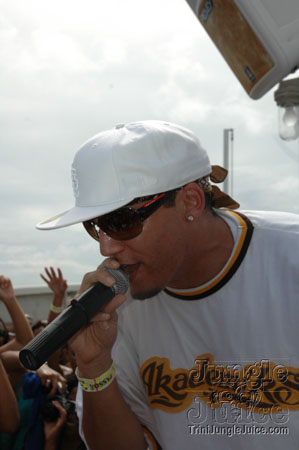 booze_cruise_2006-070
