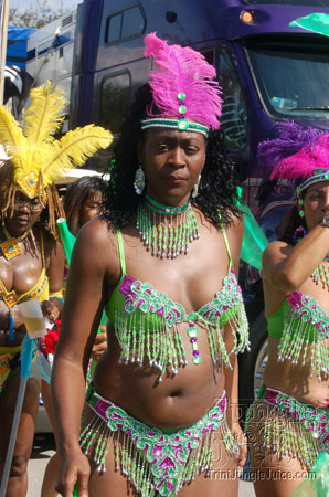 broward_carnival_2006_pt1-008