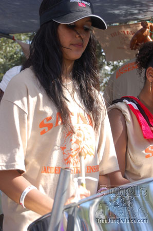 broward_carnival_2006_pt1-016