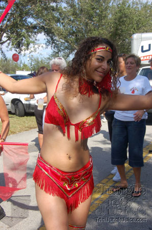 broward_carnival_2006_pt1-023