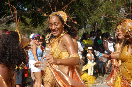 broward_carnival_2006_pt1-029
