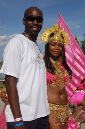 broward_carnival_2006_pt1-046