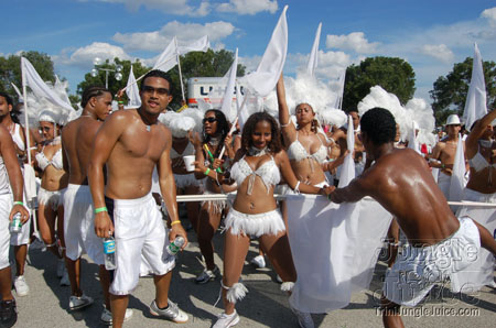 broward_carnival_2006_pt1-063