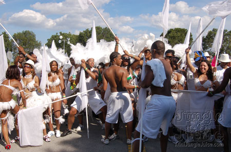 broward_carnival_2006_pt1-065