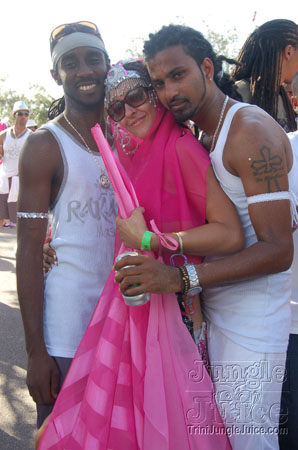 broward_carnival_2006_pt1-077