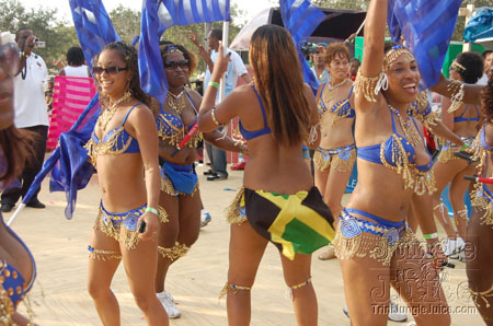 broward_carnival_2006_pt2-001