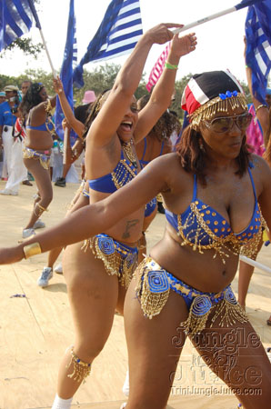 broward_carnival_2006_pt2-003