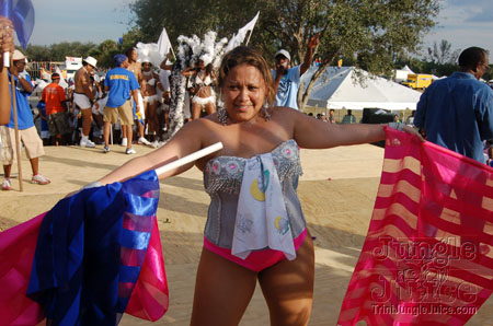 broward_carnival_2006_pt2-006