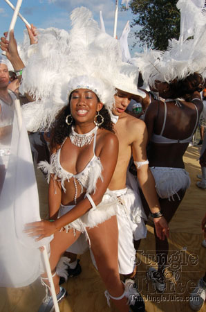 broward_carnival_2006_pt2-010