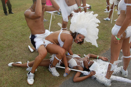 broward_carnival_2006_pt2-020