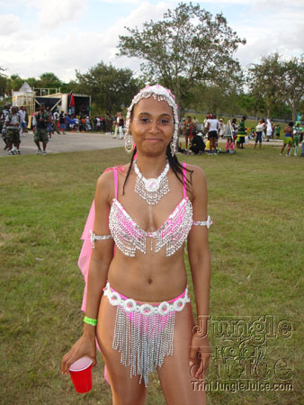 broward_carnival_2006_pt2-030