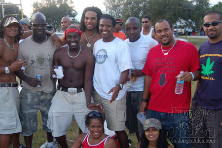 broward_carnival_2006_pt2-050