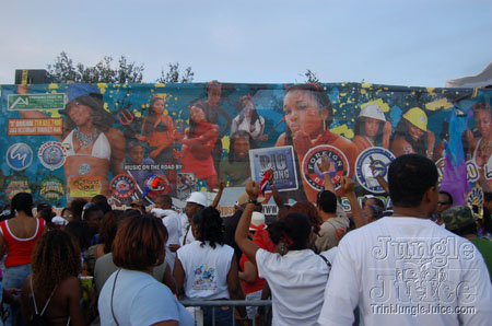broward_carnival_2006_pt2-052