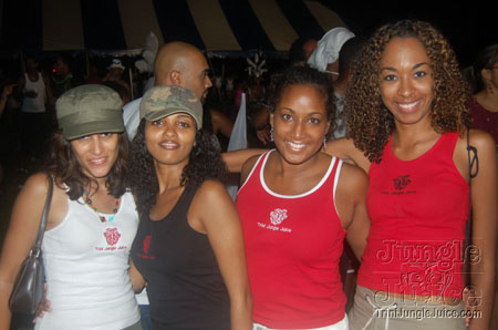 broward_carnival_2006_pt2-060