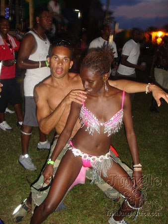 broward_carnival_2006_pt2-074