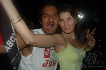 broward_carnival_2006_pt2-088