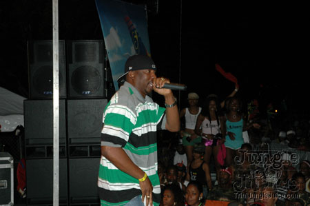 broward_carnival_2006_pt2-123