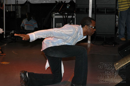 broward_carnival_2006_pt2-145