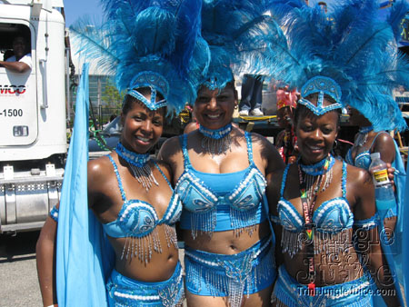 caribana_parade_pt1-023