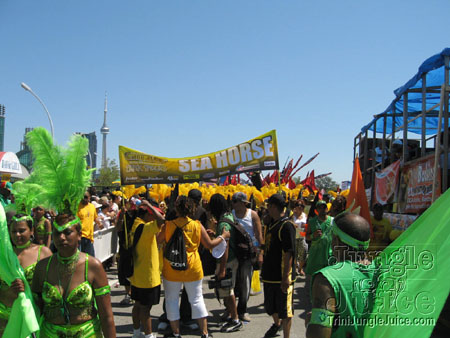 caribana_parade_pt1-040