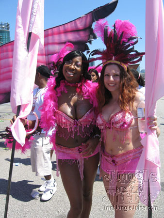 caribana_parade_pt1-045