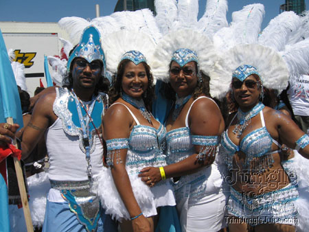 caribana_parade_pt1-075