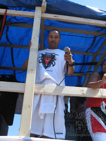 caribana_parade_pt1-078